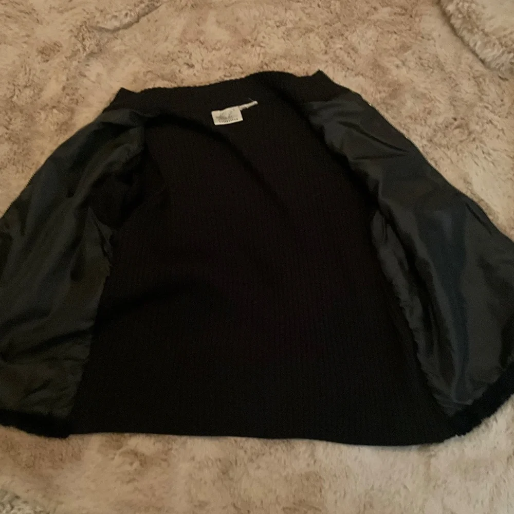 *Black Faux Fur Sweater Jacket* - Picture 4 of 4